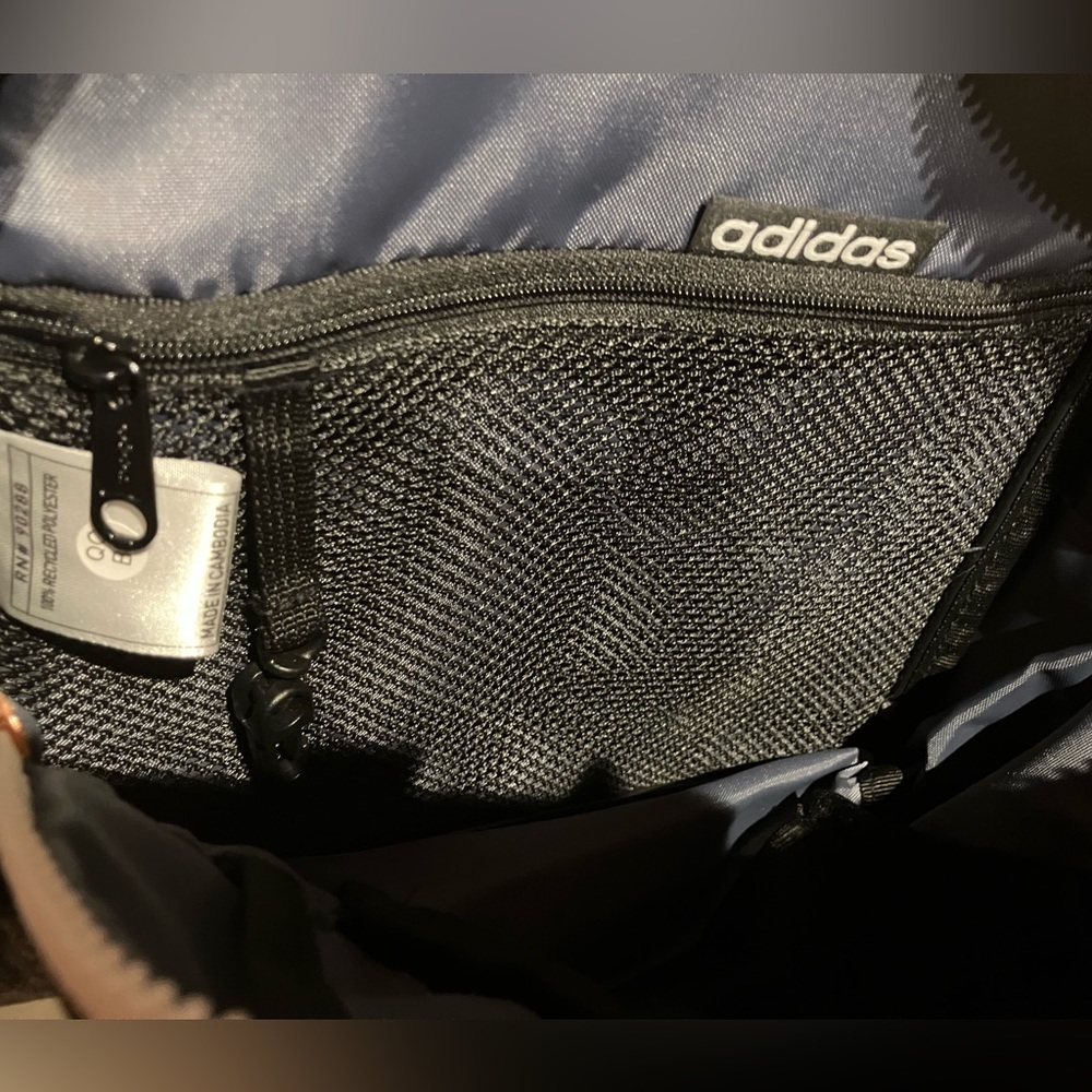 Adidas Small Bag/Backpack - Picture 7 of 9